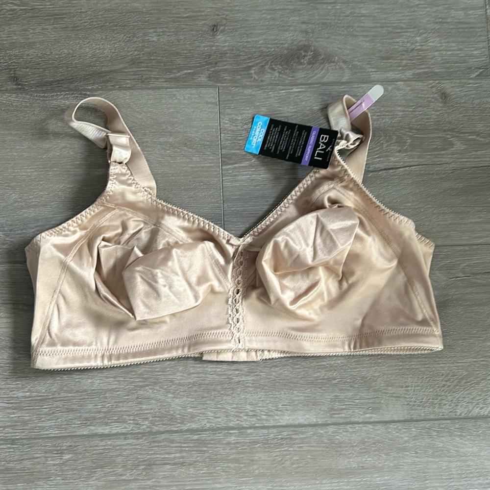Bali Classic Support Cool Comfort Fabric 44D Wireless Nude NWT
